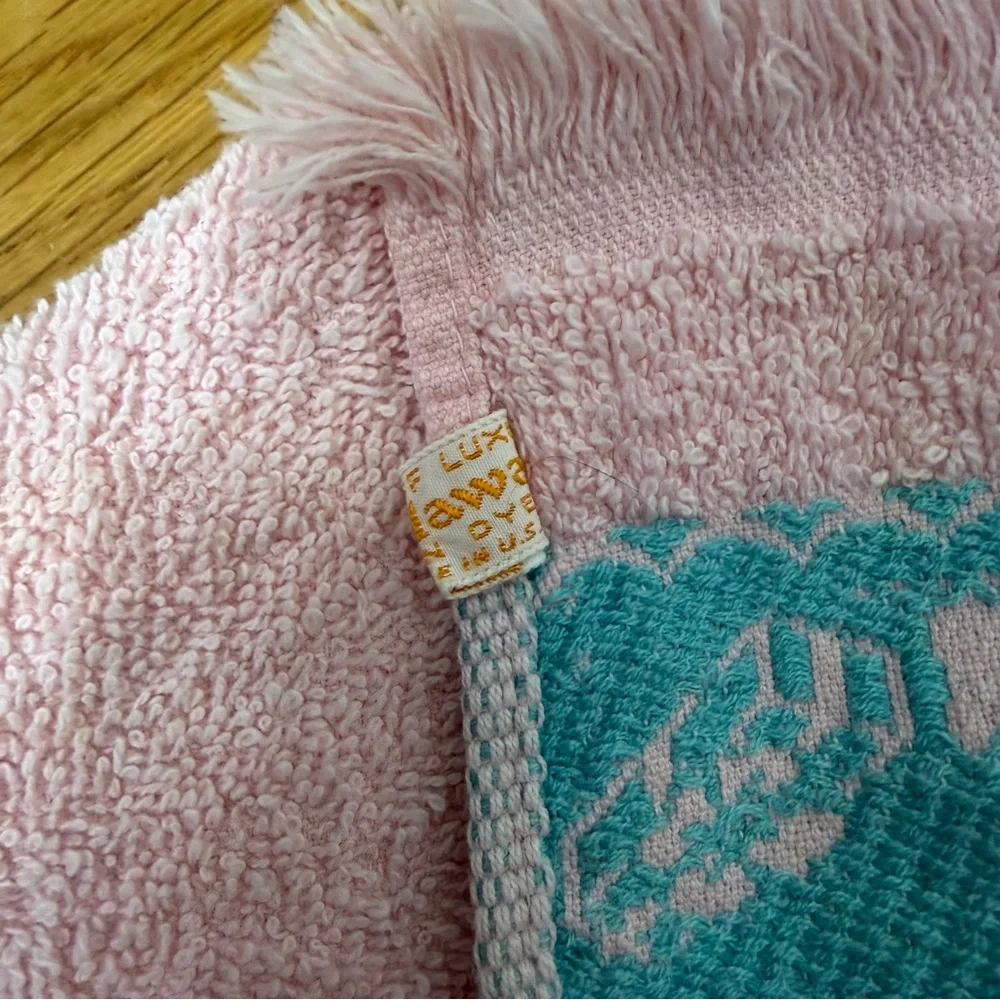 Vintage Callaway Hand Towel Wash Cloth HAPPY BIRTHDAY embroidered pink